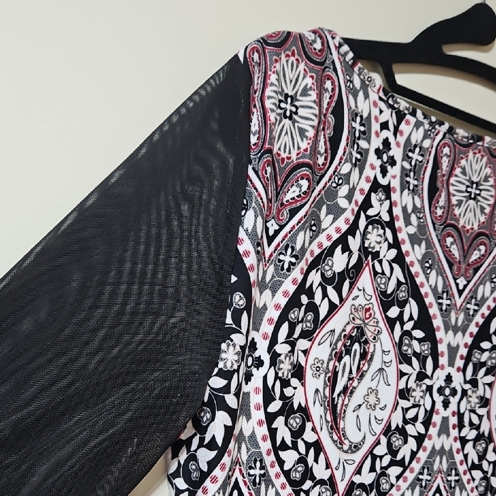 Contempo Patterned Dress - Picture 9 of 10